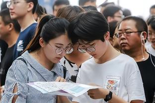 王大雷昔日谈自己在国足替补：上不上场都是在帮助中国足球，只是露没露脸的区别